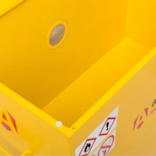 Armorgard TransBank Chem Lockable Hazardous Substances Vault - Image 4